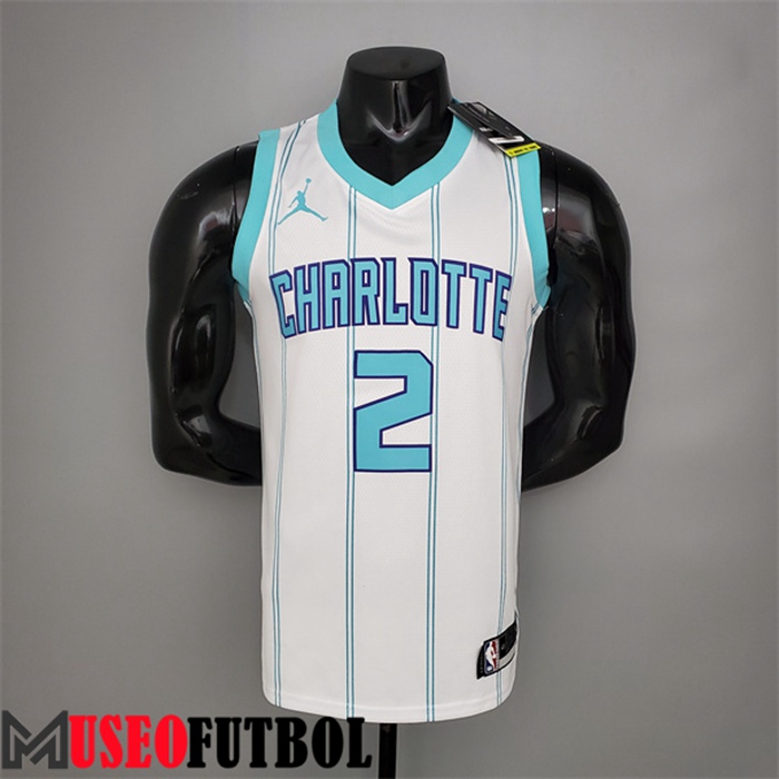 Camiseta Charlotte Hornets (Ball #2) Blanco