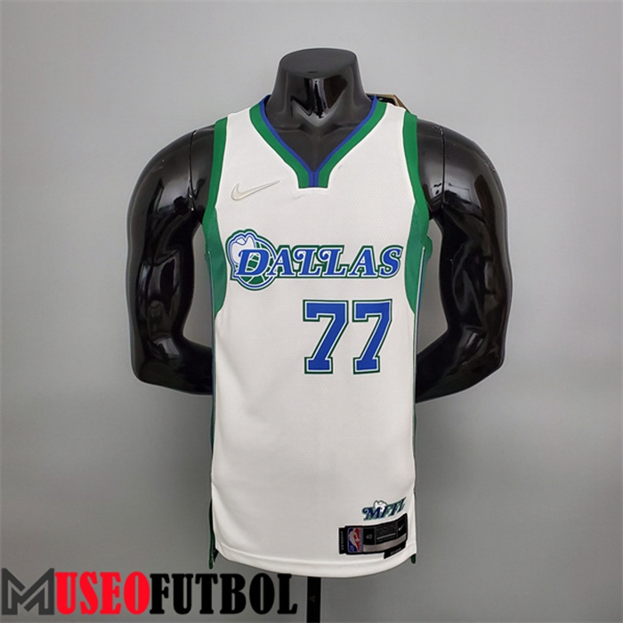 Camiseta Dallas Mavericks (Doncic #77) 2022 Blanco/Verde City Edition